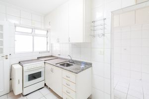 Image 8 - 868656