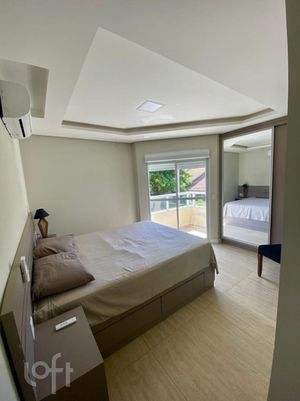 Image 8 - 868666