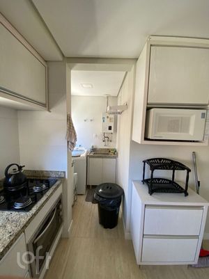 Image 5 - 868666