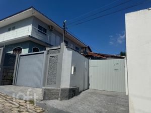Image 20 - 868667