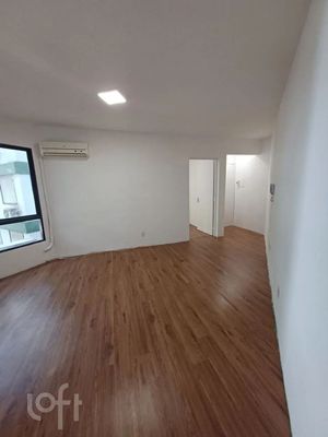 Image 8 - 868669