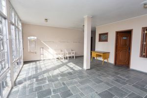 Image 8 - 868671