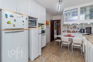 Image 7 - 868672