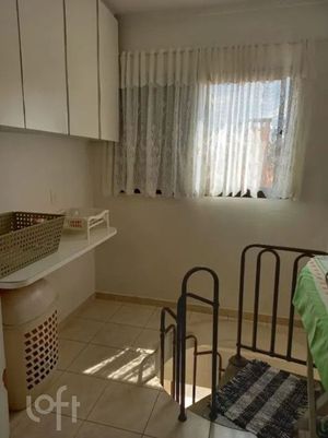 Image 13 - 868672
