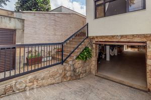 Image 49 - 868672