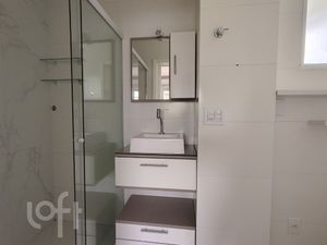 Image 10 - 868676