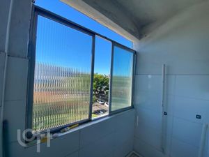 Image 8 - 868677