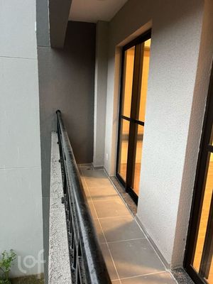 Image 6 - 868680