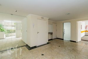 Image 34 - 868683
