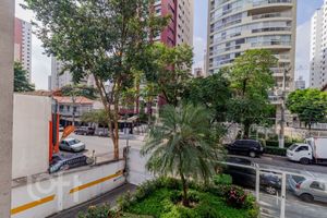 Image 8 - 868683
