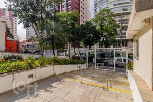 Image 37 - 868683