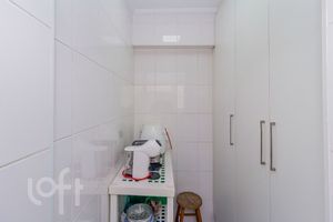 Image 27 - 868683