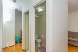 Image 15 - 868684