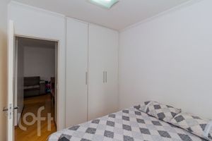 Image 10 - 868684