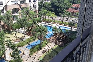 Image 10 - 868685