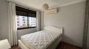 Image 12 - 868685