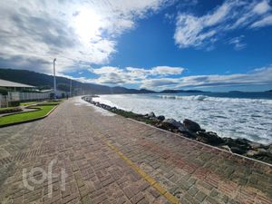 Image 1 - 868688
