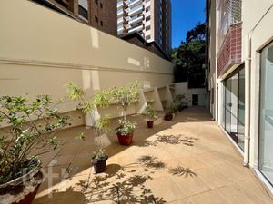 Image 12 - 868692