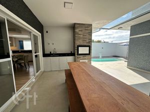 Image 18 - 868694
