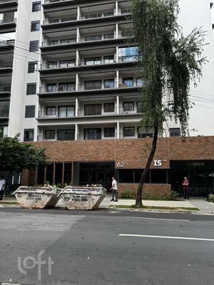 Image 34 - 868698