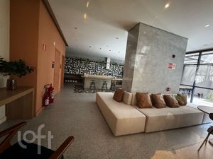 Image 29 - 868698
