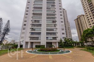 Image 39 - 868711