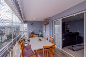 Image 4 - 868711