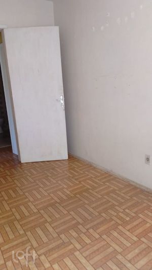 Image 12 - 868714
