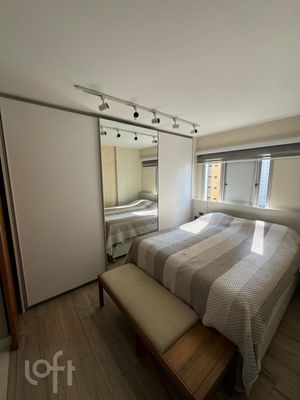 Image 10 - 868721