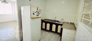 Image 8 - 868731