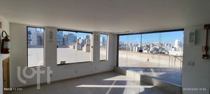 Image 17 - 868731