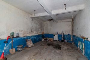 Image 25 - 868738