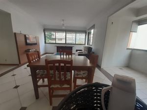 Image 4 - 868741