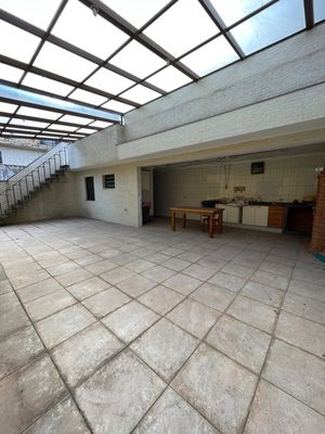 Image 20 - 868742