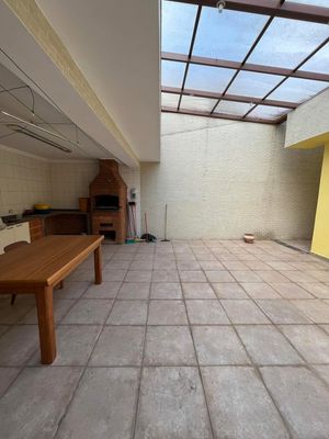 Image 18 - 868742