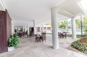 Image 3 - 868745