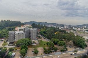 Image 9 - 868745