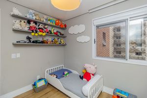 Image 19 - 868745
