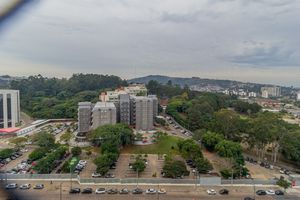 Image 37 - 868745