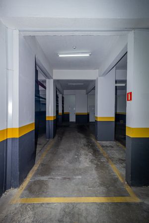 Image 49 - 868745
