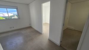 Image 4 - 868746