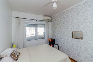 Image 12 - 868761