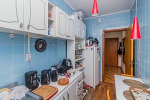 Image 16 - 868761