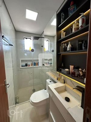 Image 9 - 868770