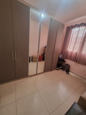 Image 13 - 868789