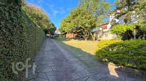 Image 37 - 868799
