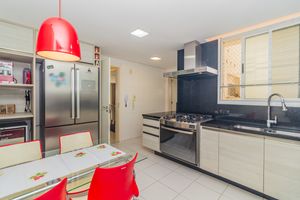 Image 32 - 868805