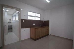 Image 10 - 868807