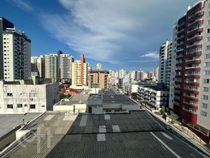 Image 14 - 868810