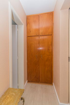 Image 10 - 868836